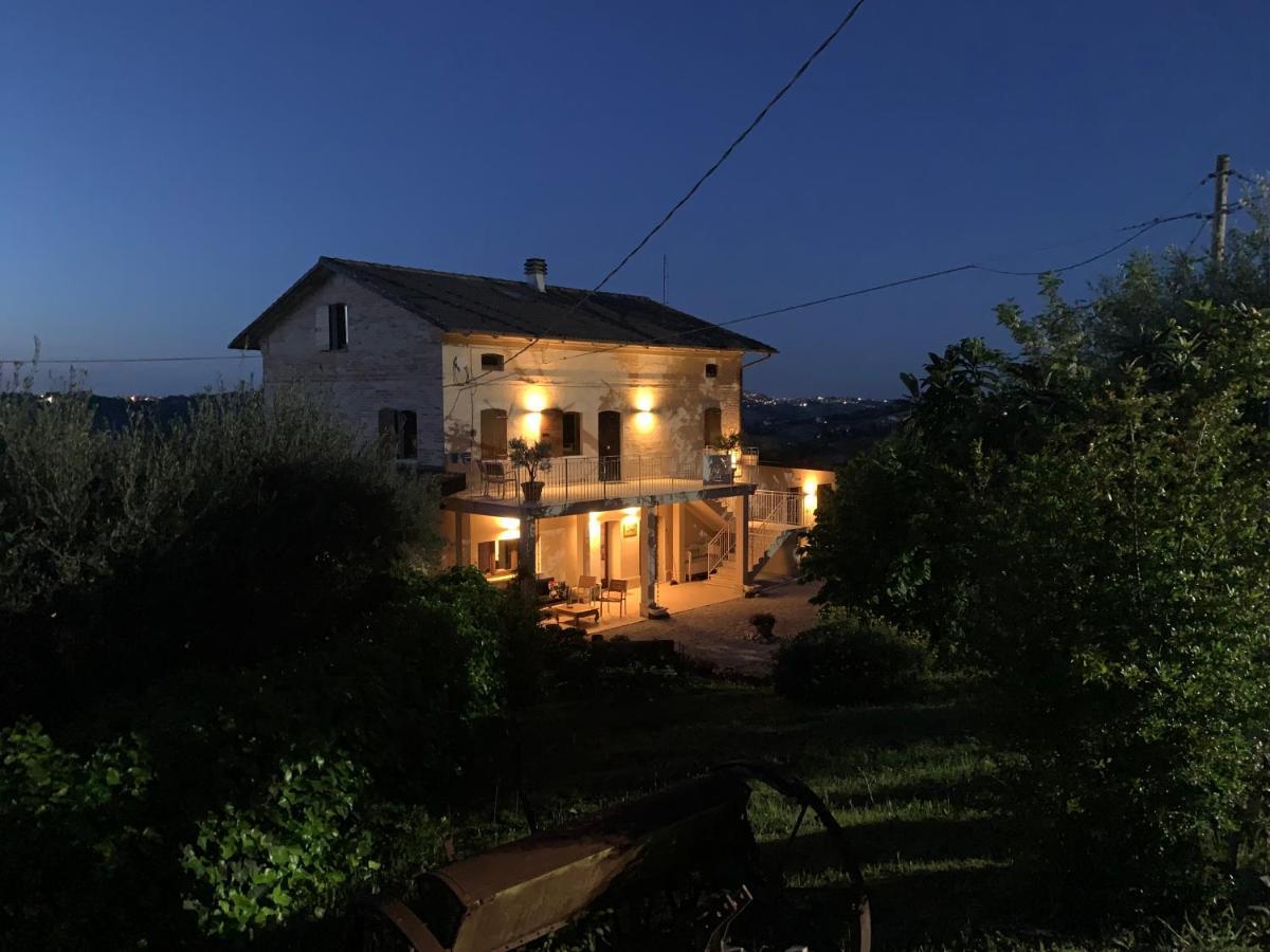 Monte San Pietrangeli Gastronomic B&B Carlocarla المظهر الخارجي الصورة