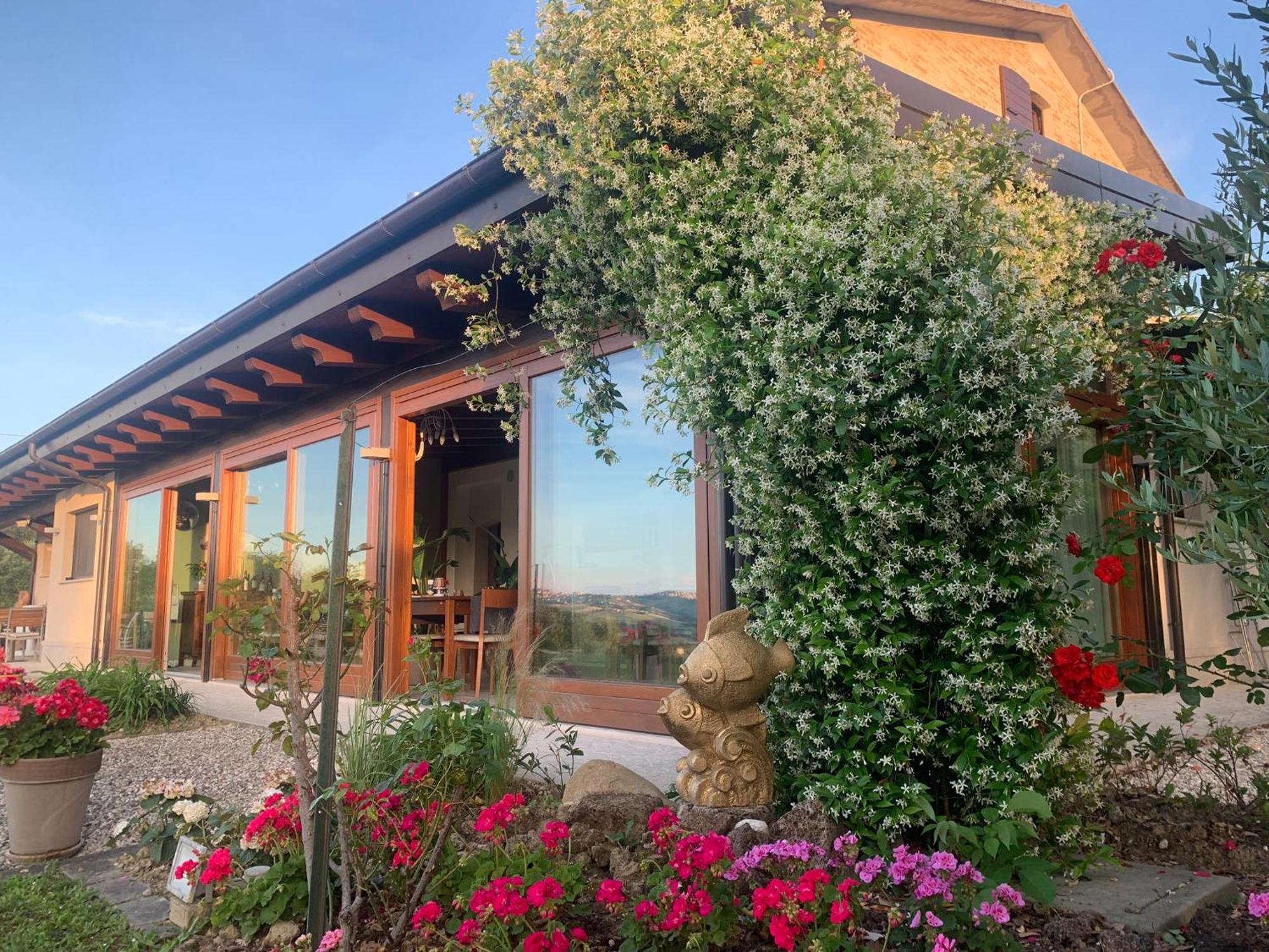 Monte San Pietrangeli Gastronomic B&B Carlocarla المظهر الخارجي الصورة